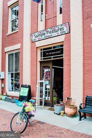 5520 Tullis Drive 128A, Gainesville, GA 30507