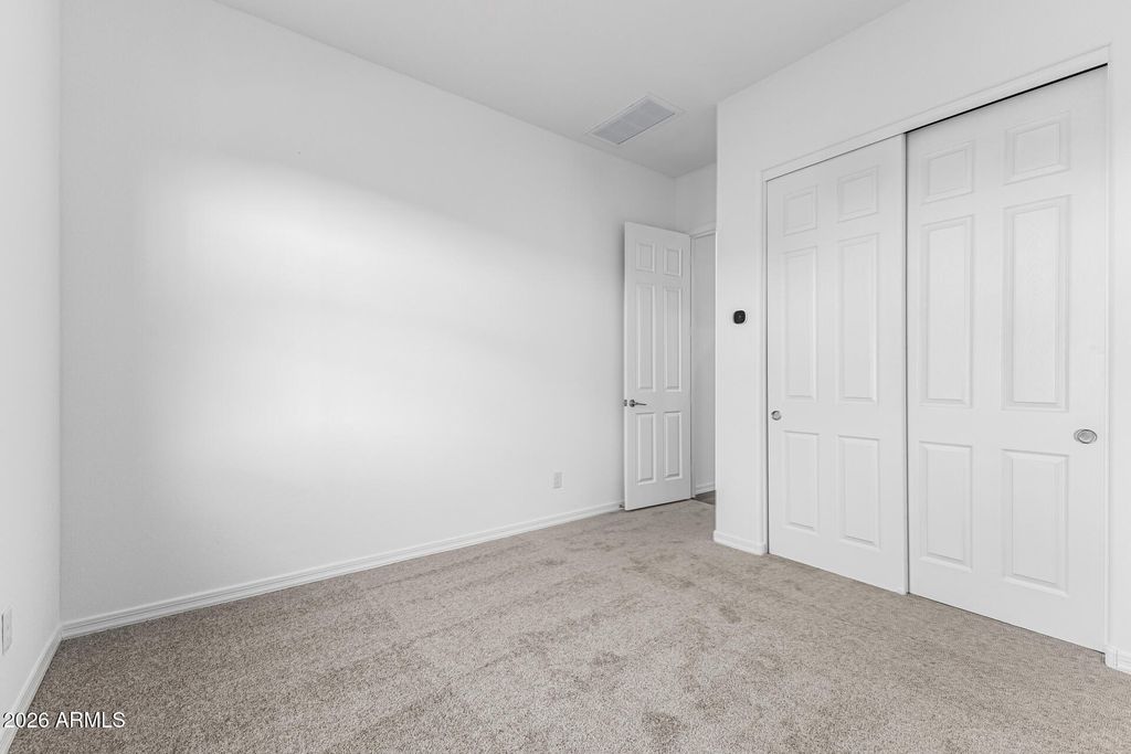 Image 11 of property listing at 18369 W YAVAPAI Street, Goodyear, AZ 85338