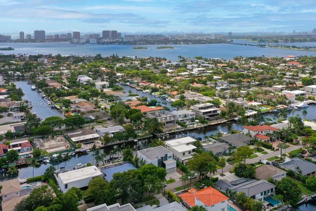 13145 Coronado Ln, North Miami, FL 33181