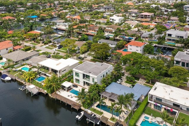13145 Coronado Ln, North Miami, FL 33181