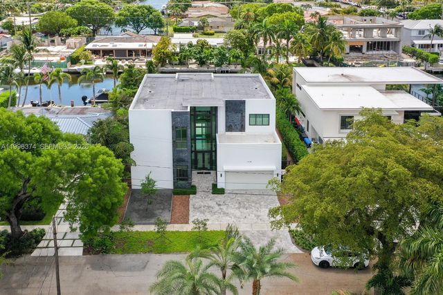 13145 Coronado Ln, North Miami, FL 33181