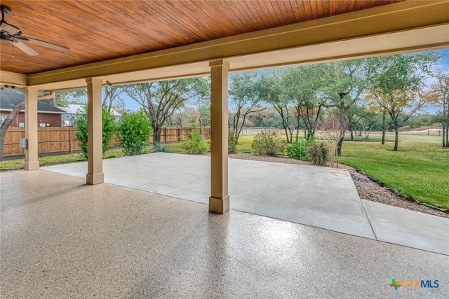 249 Post Oak Bend, Inez, TX 77968