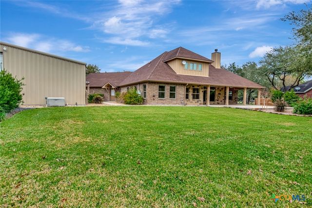 249 Post Oak Bend, Inez, TX 77968