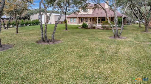 249 Post Oak Bend, Inez, TX 77968