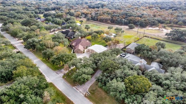 249 Post Oak Bend, Inez, TX 77968