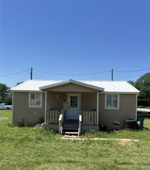 503 Captains Cutt, Oak Ridge, TX 76240