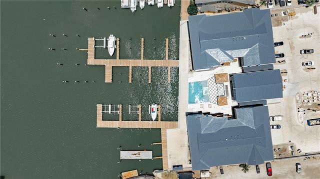 136 W Cotter Ave 11, Port Aransas, TX 78373