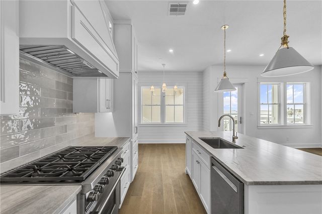 136 W Cotter Ave 11, Port Aransas, TX 78373