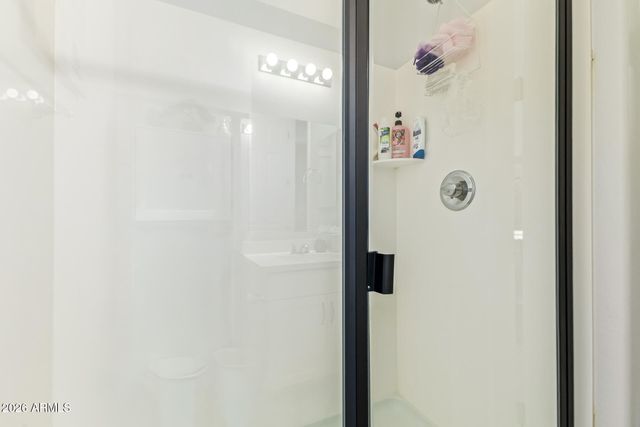 1317 E FREMONT Road, Phoenix, AZ 85042