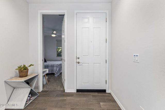 1317 E FREMONT Road, Phoenix, AZ 85042