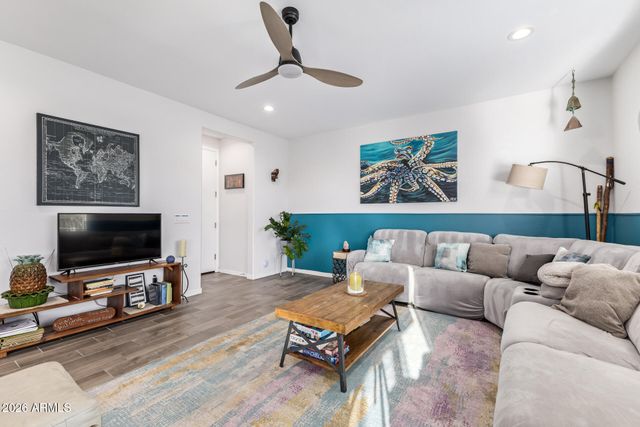 1317 E FREMONT Road, Phoenix, AZ 85042