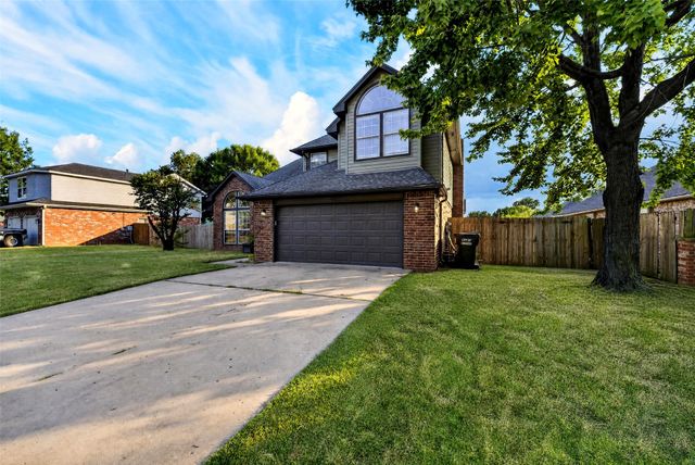 7906 N 131st East Avenue, Owasso, OK 74055