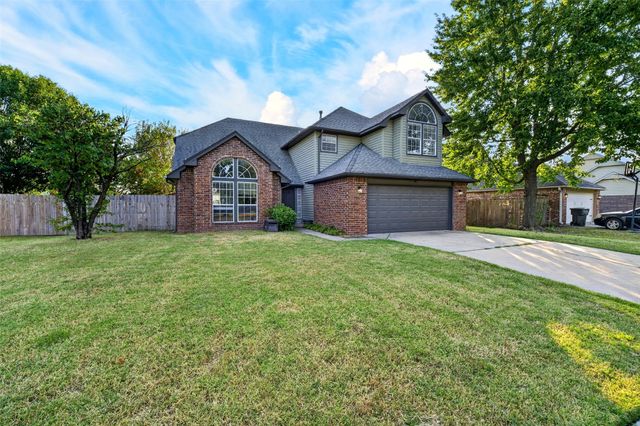 7906 N 131st East Avenue, Owasso, OK 74055