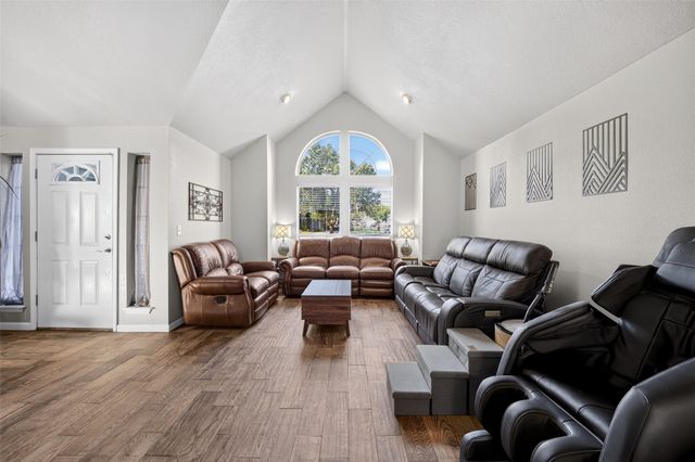 7906 N 131st East Avenue, Owasso, OK 74055