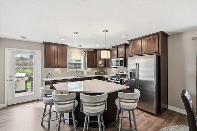 9757 5th Street Lane N, Lake Elmo, MN 55042