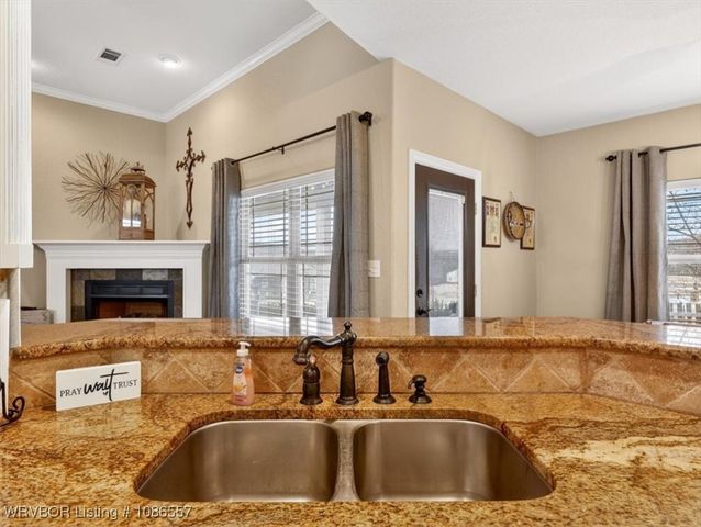 1407 N Camp Trail, Van Buren, AR 72956