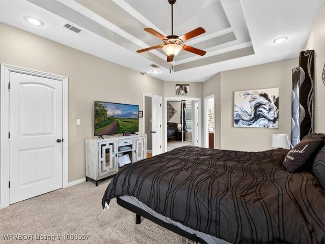 1407 N Camp Trail, Van Buren, AR 72956