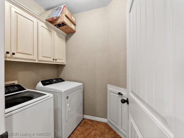 1407 N Camp Trail, Van Buren, AR 72956