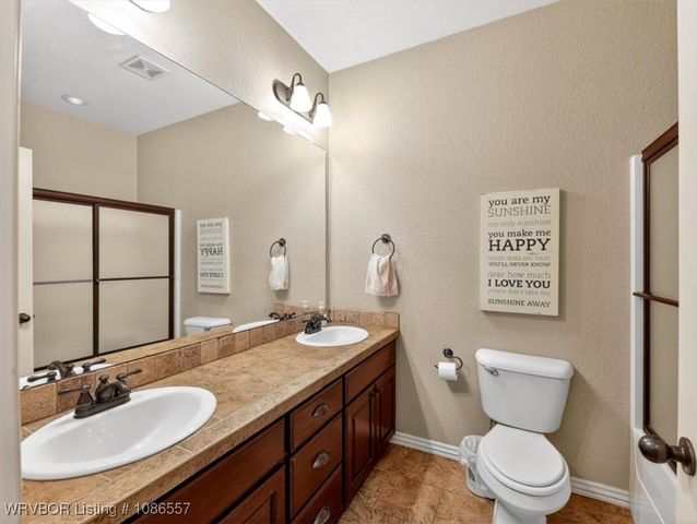 1407 N Camp Trail, Van Buren, AR 72956