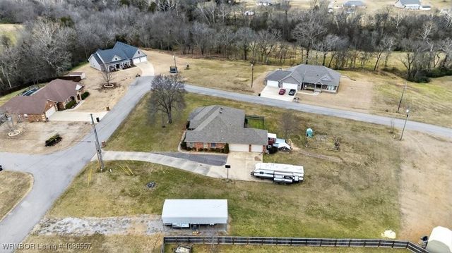 1407 N Camp Trail, Van Buren, AR 72956