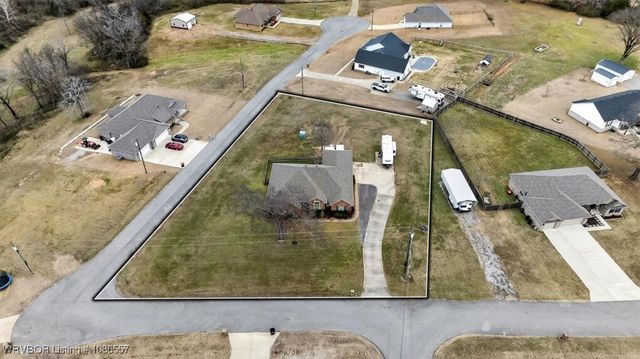 1407 N Camp Trail, Van Buren, AR 72956