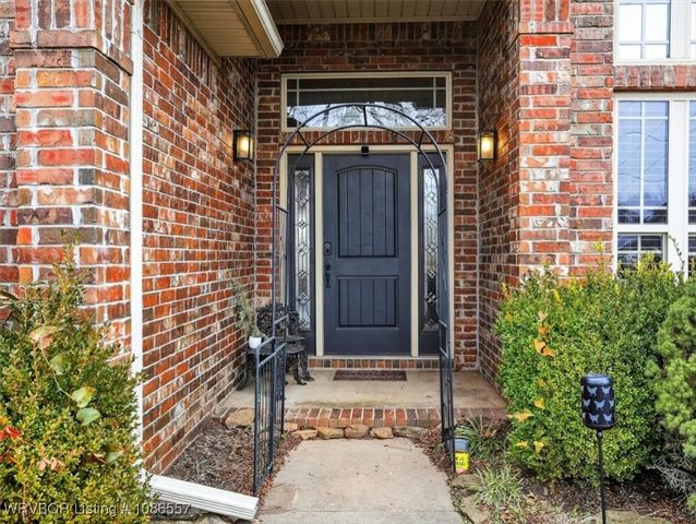 1407 N Camp Trail, Van Buren, AR 72956