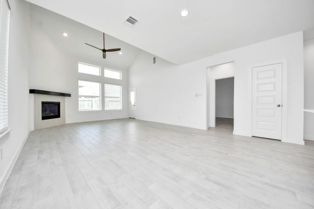 11806 Royal Willow Lane, Houston, TX 77066