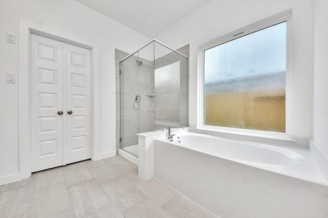11806 Royal Willow Lane, Houston, TX 77066