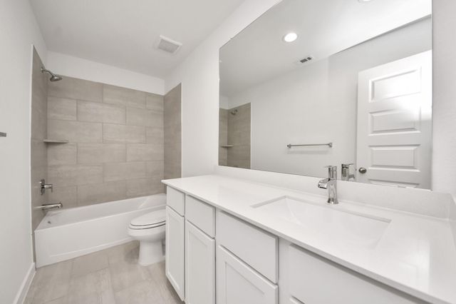 11806 Royal Willow Lane, Houston, TX 77066