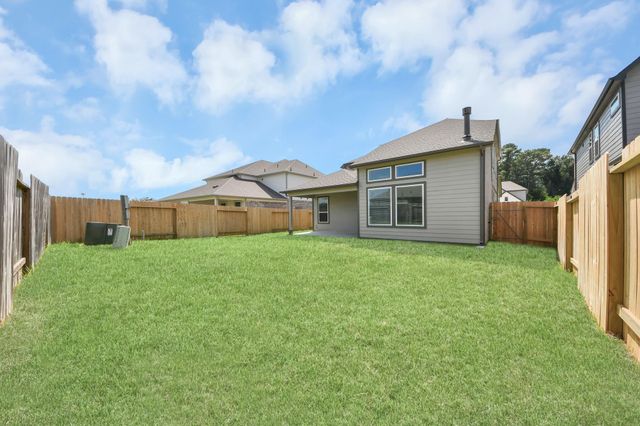11806 Royal Willow Lane, Houston, TX 77066