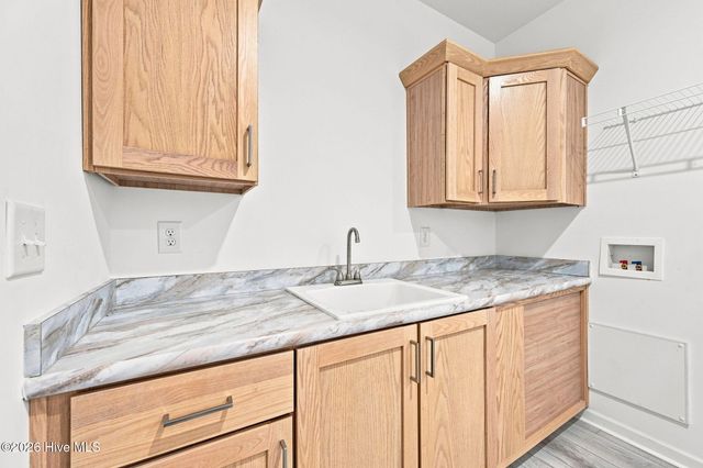 324 Clearview Drive, Holly Ridge, NC 28445