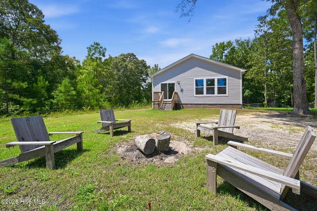 324 Clearview Drive, Holly Ridge, NC 28445
