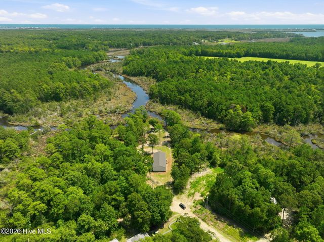 324 Clearview Drive, Holly Ridge, NC 28445