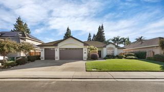2816 Applewood Dr, Lodi, CA 95242