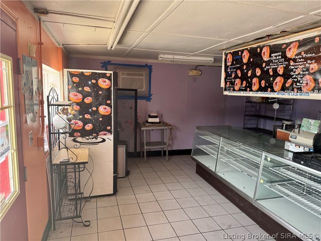 514 Vincennes Street, New Albany, IN 47150