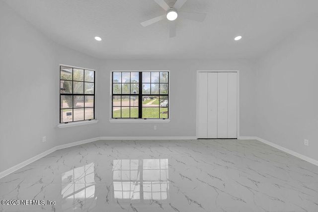 3861 WINTER BERRY Road E, Jacksonville, FL 32210