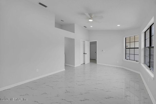 3861 WINTER BERRY Road E, Jacksonville, FL 32210