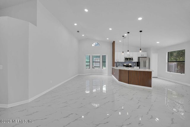 3861 WINTER BERRY Road E, Jacksonville, FL 32210