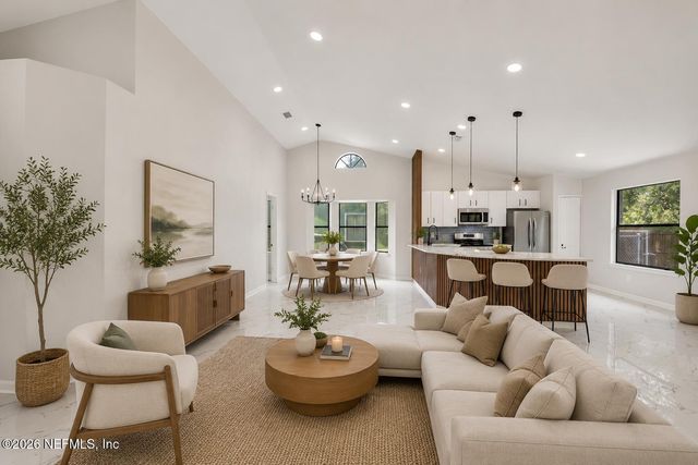 3861 WINTER BERRY Road E, Jacksonville, FL 32210
