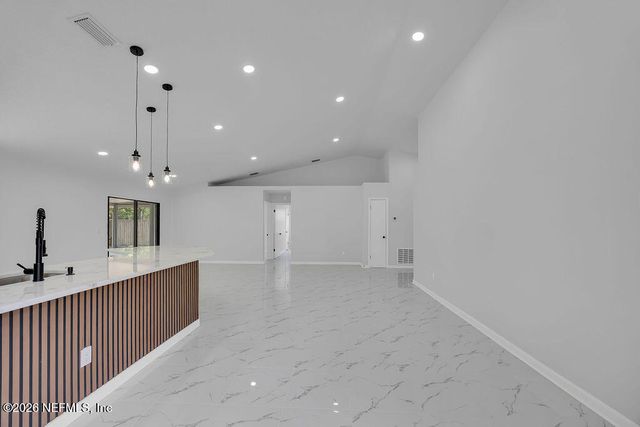 3861 WINTER BERRY Road E, Jacksonville, FL 32210