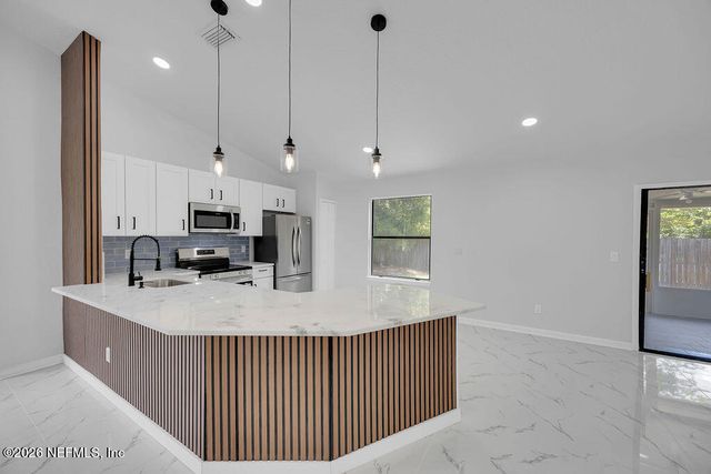 3861 WINTER BERRY Road E, Jacksonville, FL 32210