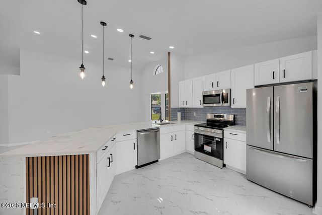 3861 WINTER BERRY Road E, Jacksonville, FL 32210