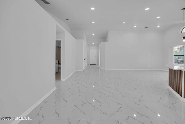 3861 WINTER BERRY Road E, Jacksonville, FL 32210