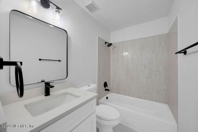 3861 WINTER BERRY Road E, Jacksonville, FL 32210