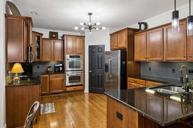 5423 Cliffstone Dr, Smyrna, TN 37167
