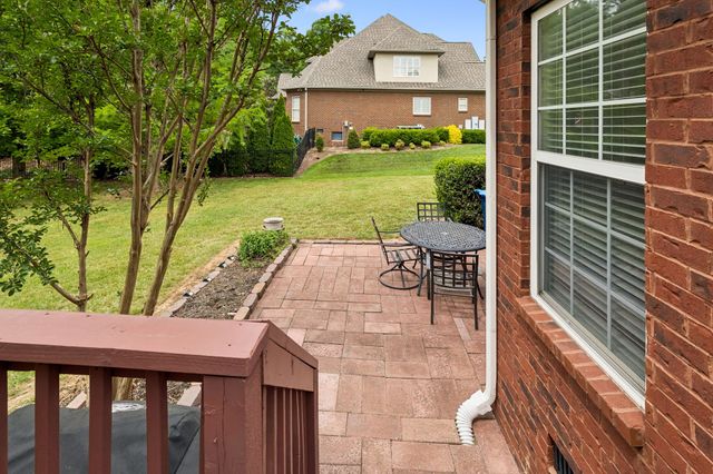5423 Cliffstone Dr, Smyrna, TN 37167