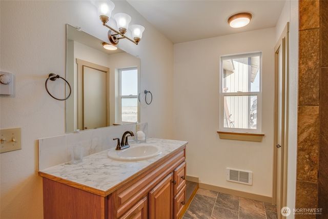 21625 Road D.5 NE, Soap Lake, WA 98851