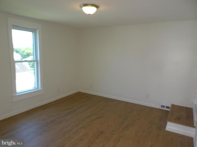 114 W MAIN ST, Rebersburg, PA 16872