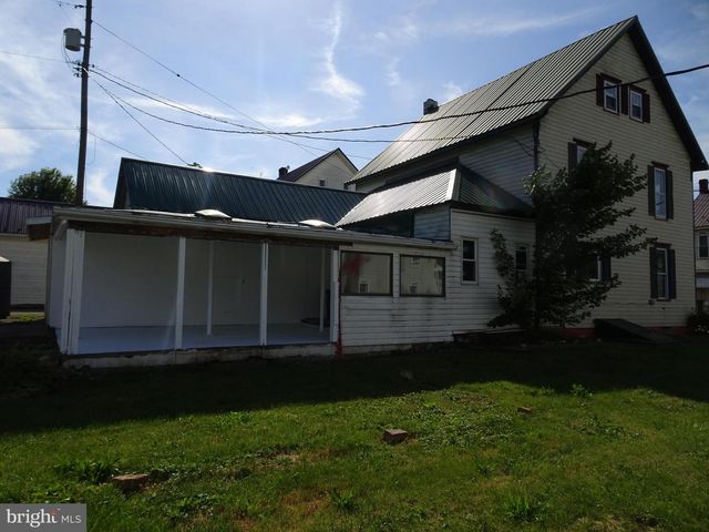 114 W MAIN ST, Rebersburg, PA 16872