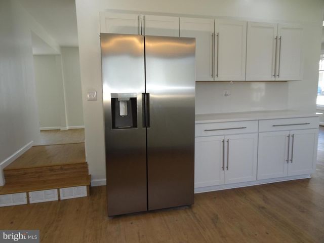 114 W MAIN ST, Rebersburg, PA 16872